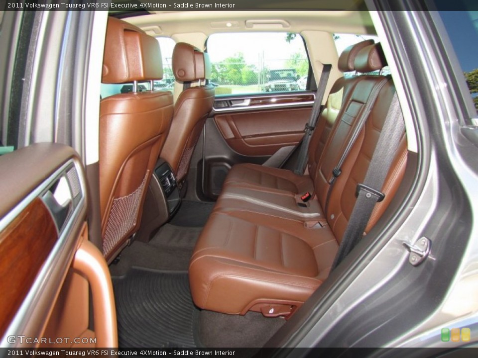 Saddle Brown 2011 Volkswagen Touareg Interiors