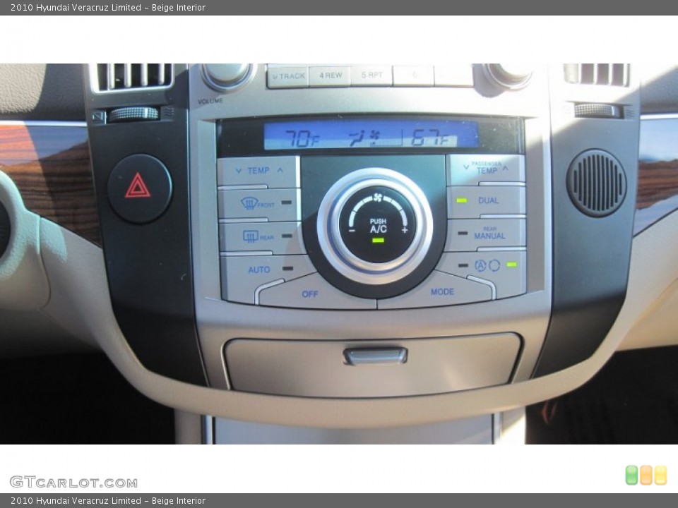Beige Interior Controls for the 2010 Hyundai Veracruz Limited #55976746