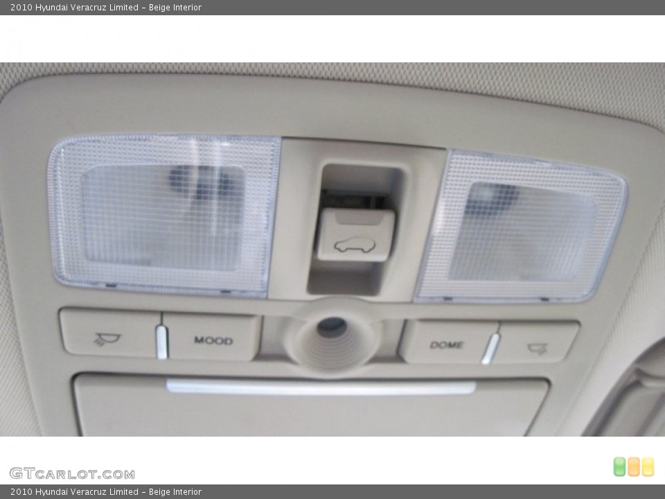 Beige Interior Controls for the 2010 Hyundai Veracruz Limited #55976764