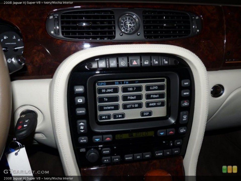 Ivory/Mocha Interior Controls for the 2008 Jaguar XJ Super V8 #55977874