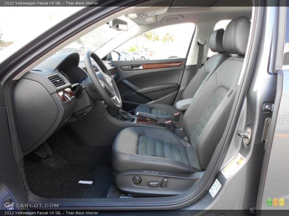 Titan Black Interior Photo for the 2012 Volkswagen Passat V6 SEL #55980856