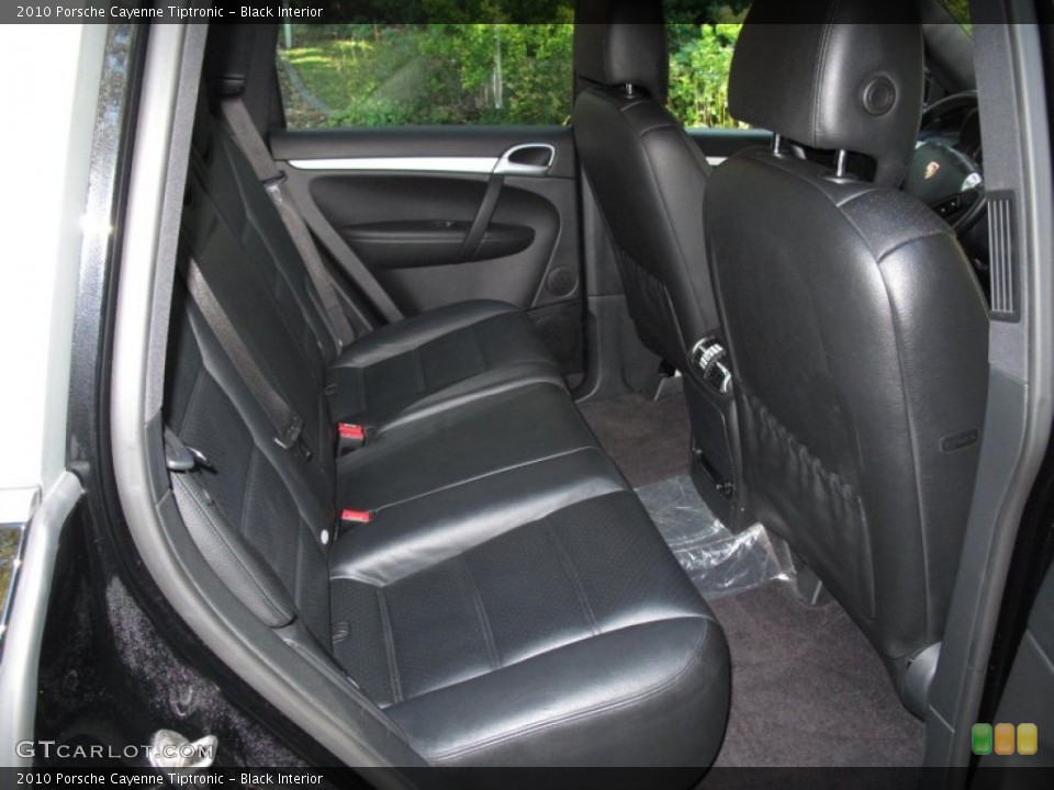 Black Interior Photo for the 2010 Porsche Cayenne Tiptronic #55984588