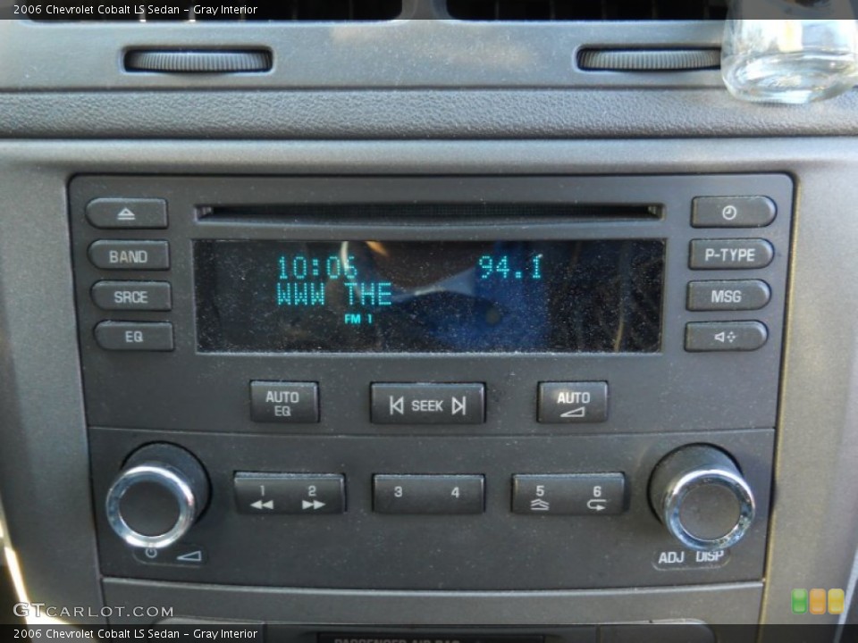 Gray Interior Audio System for the 2006 Chevrolet Cobalt LS Sedan #55988701