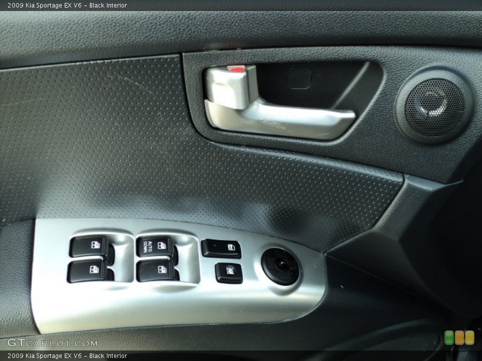 Black Interior Controls for the 2009 Kia Sportage EX V6 #55991362