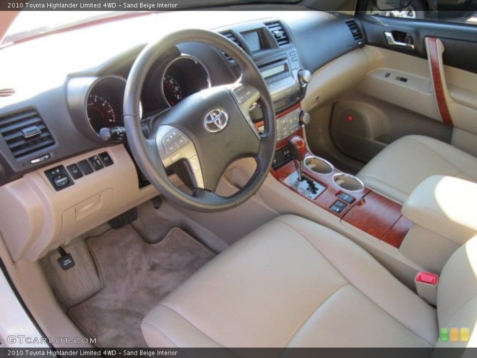 Sand Beige Interior Photo for the 2010 Toyota Highlander Limited 4WD #55994404