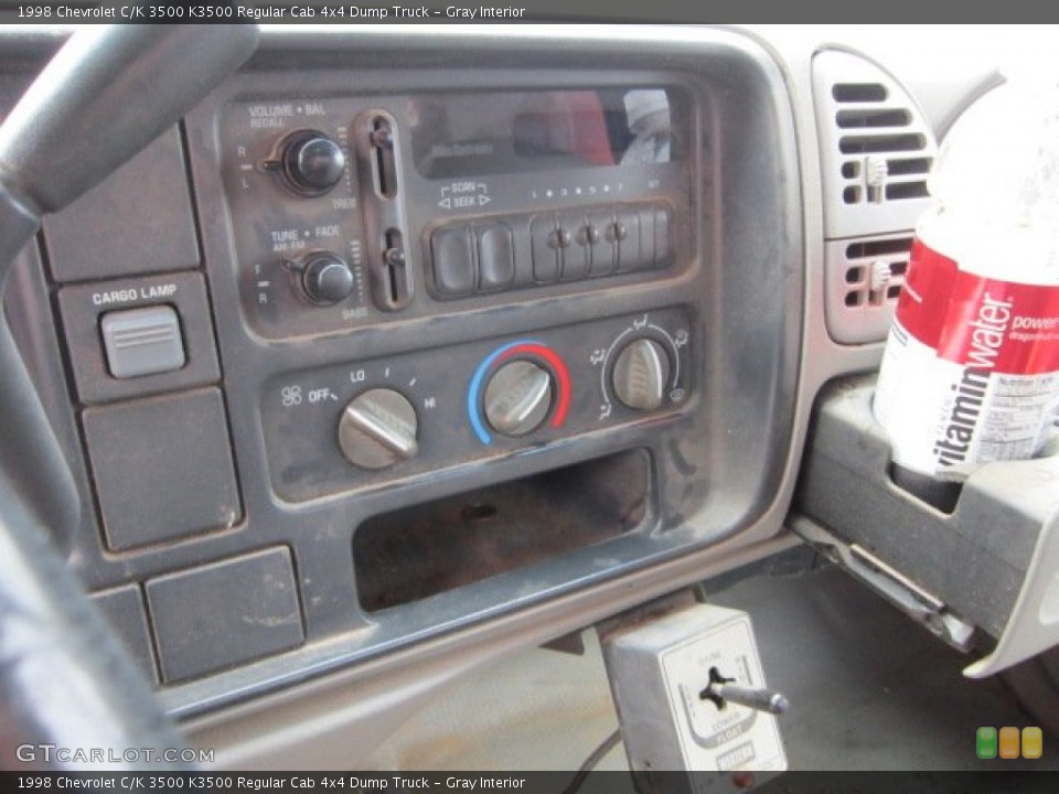Gray Interior Controls for the 1998 Chevrolet C/K 3500 K3500 Regular Cab 4x4 Dump Truck #55998073