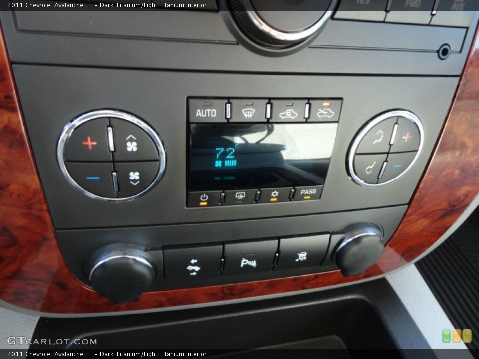 Dark Titanium/Light Titanium Interior Controls for the 2011 Chevrolet Avalanche LT #55999171