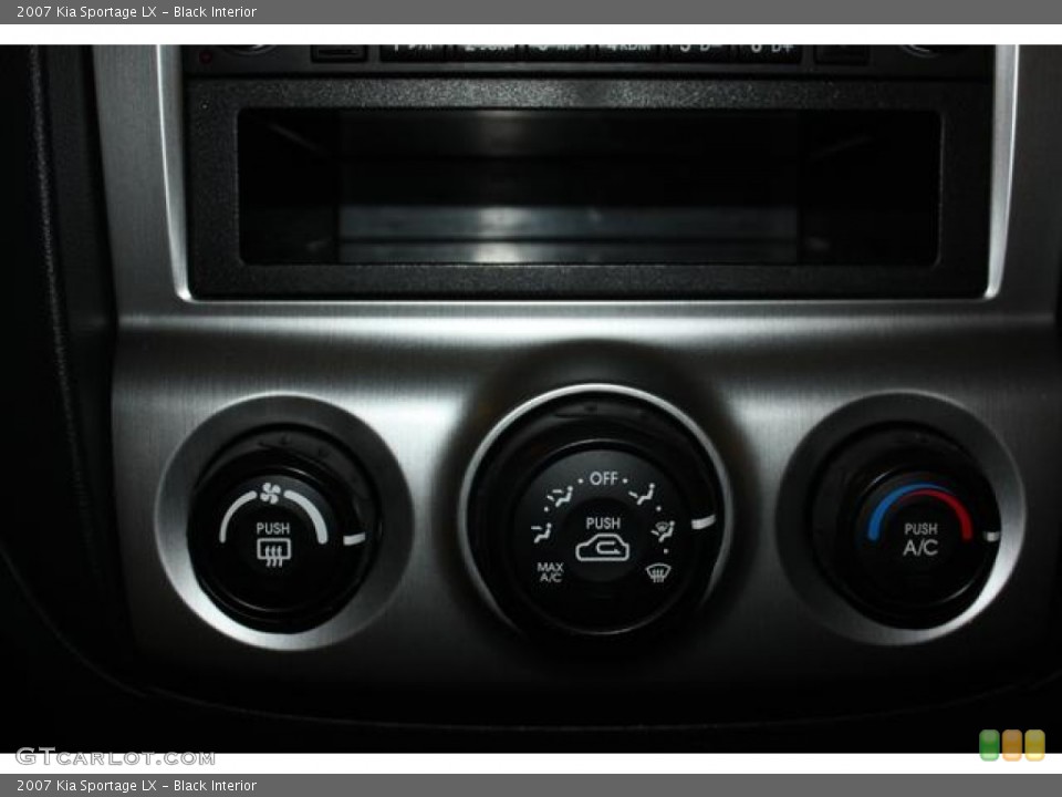 Black Interior Controls for the 2007 Kia Sportage LX #55999701