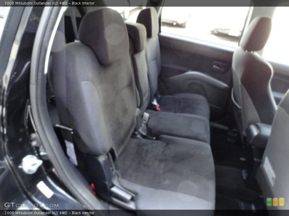 Black Interior Photo for the 2008 Mitsubishi Outlander XLS 4WD #56000488