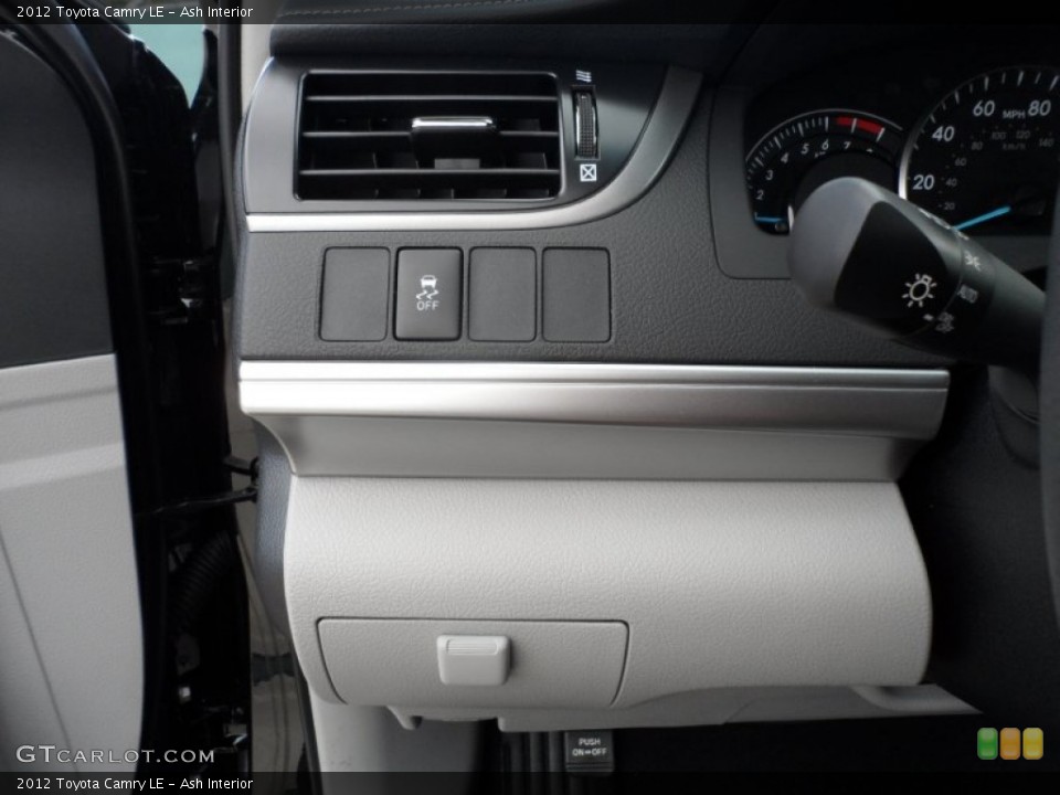 Ash Interior Controls for the 2012 Toyota Camry LE #56004334