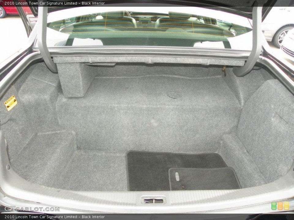 Black Interior Trunk for the 2010 Lincoln Town Car Signature Limited #56011180