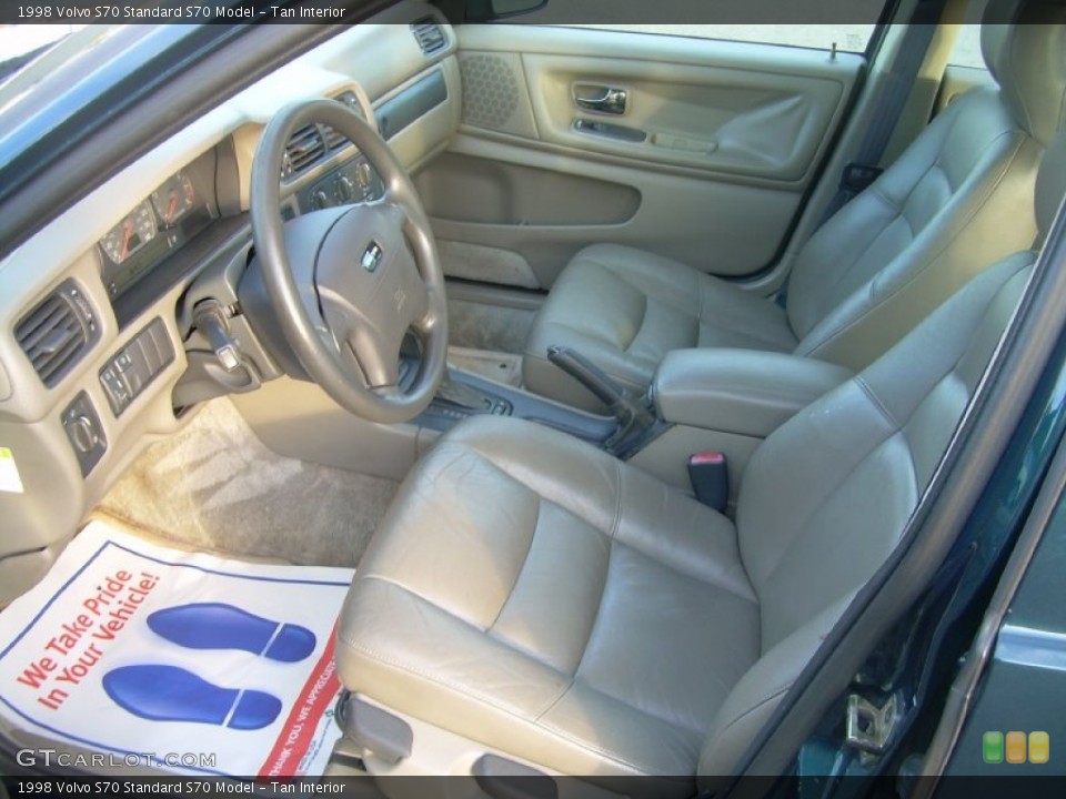 Tan Interior Photo for the 1998 Volvo S70  #56015480