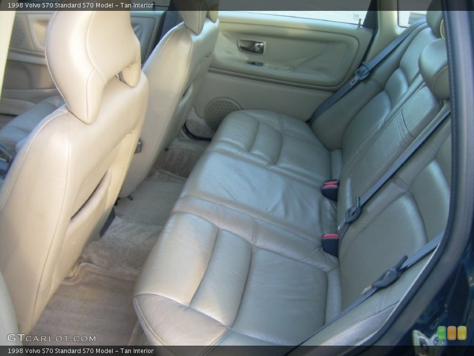 Tan Interior Photo for the 1998 Volvo S70  #56015486