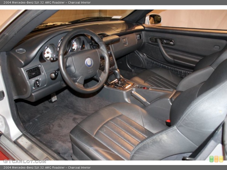 Charcoal Interior Photo for the 2004 Mercedes-Benz SLK 32 AMG Roadster #56016365