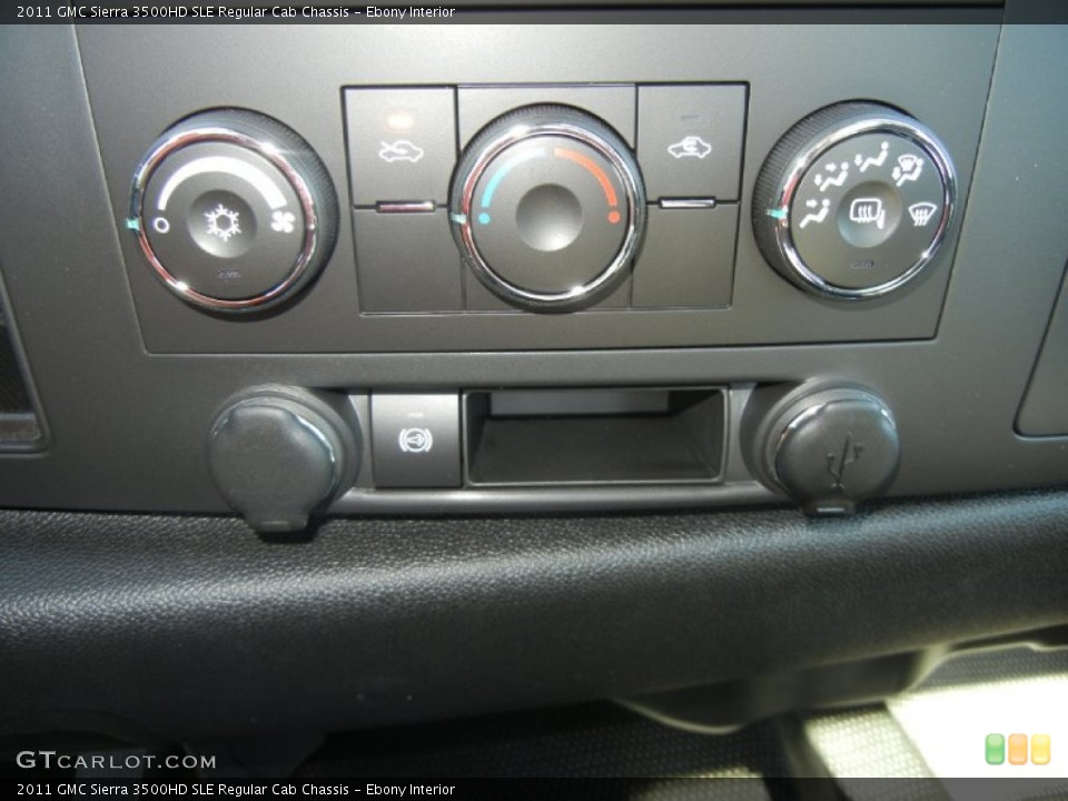 Ebony Interior Controls for the 2011 GMC Sierra 3500HD SLE Regular Cab Chassis #56017988