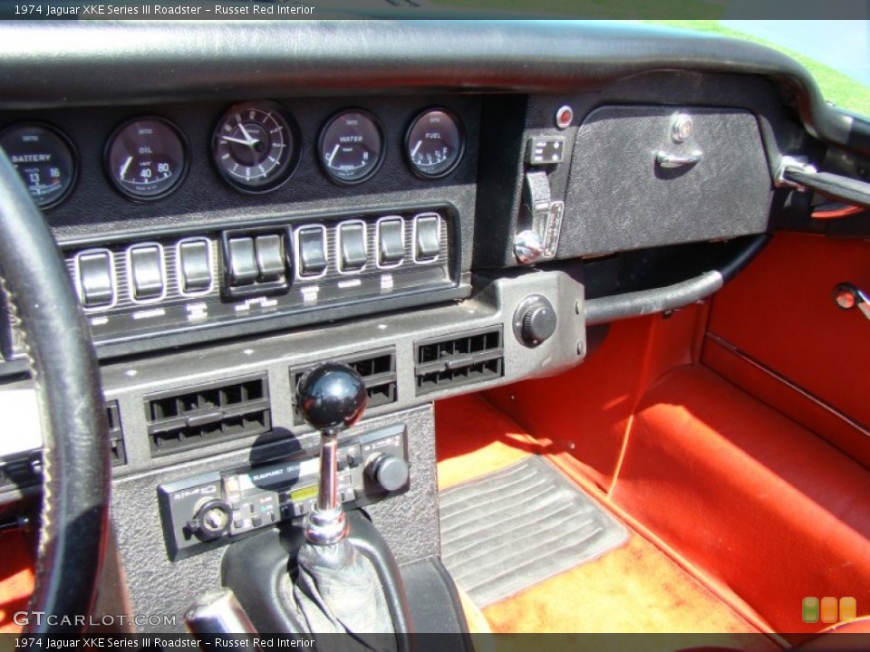 Russet Red Interior Controls for the 1974 Jaguar XKE Series III Roadster #56019818