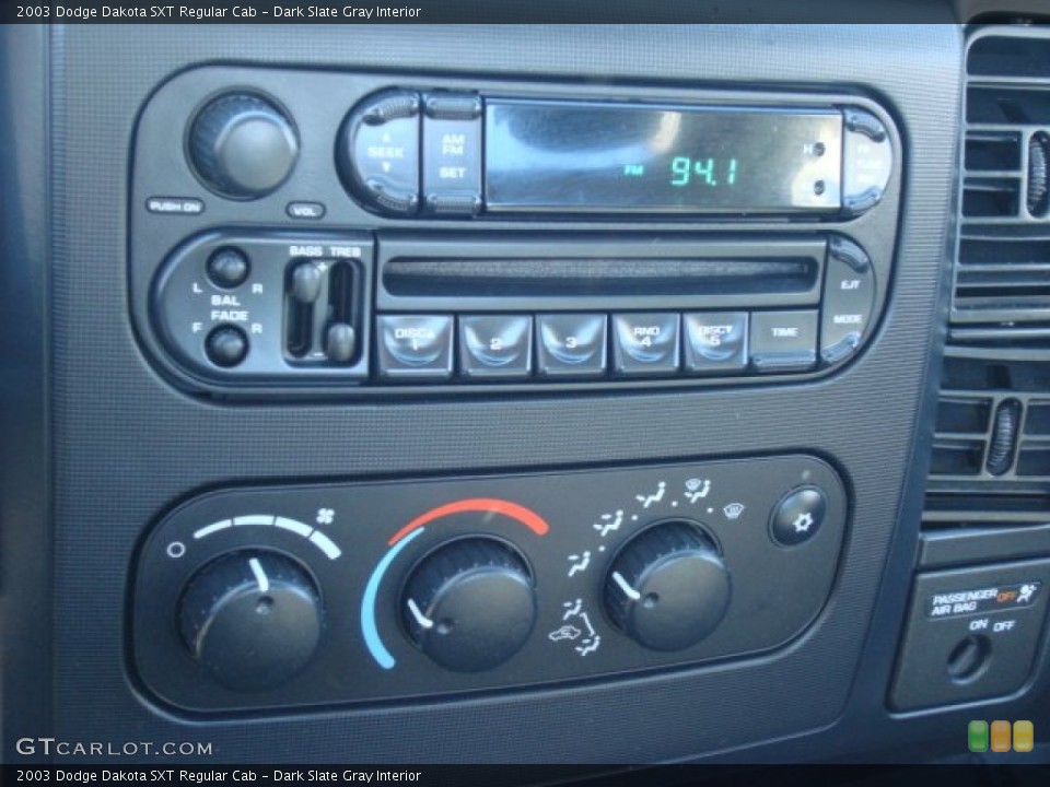 Dark Slate Gray Interior Controls for the 2003 Dodge Dakota SXT Regular Cab #56021447