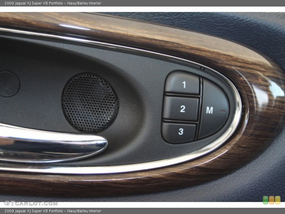 Navy/Barley Interior Controls for the 2009 Jaguar XJ Super V8 Portfolio #56041828