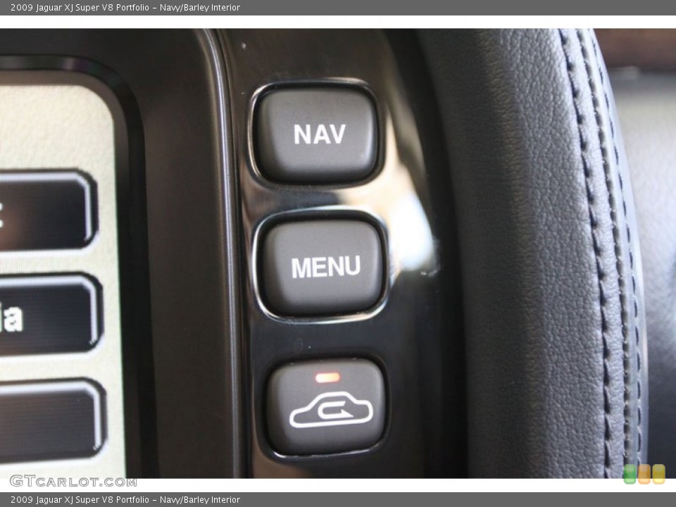 Navy/Barley Interior Controls for the 2009 Jaguar XJ Super V8 Portfolio #56041898