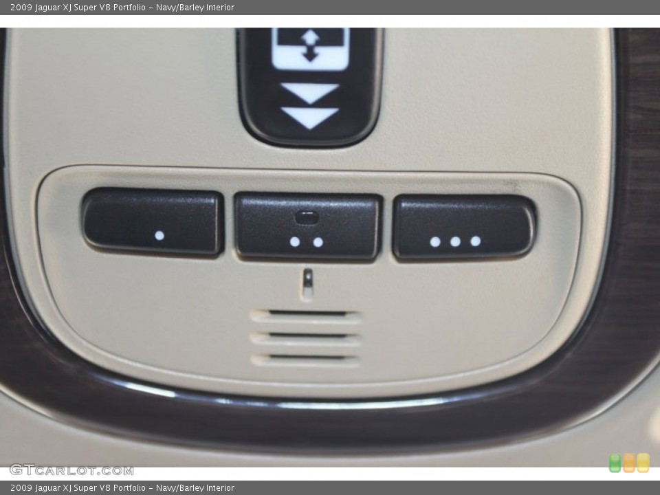 Navy/Barley Interior Controls for the 2009 Jaguar XJ Super V8 Portfolio #56041973