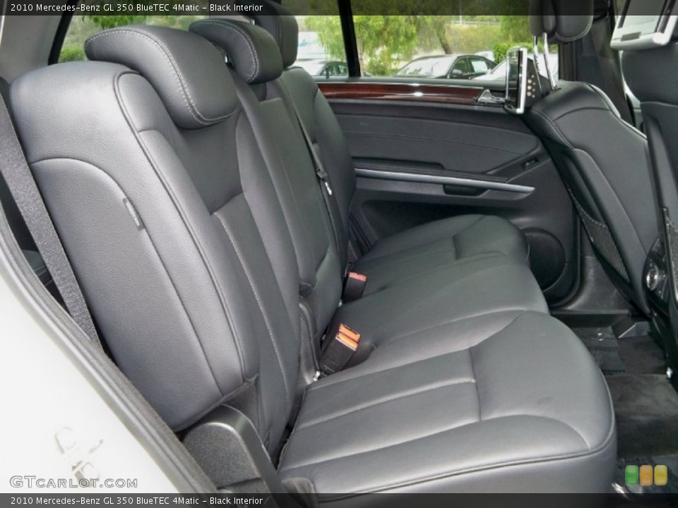 Black Interior Photo for the 2010 Mercedes-Benz GL 350 BlueTEC 4Matic #56042495