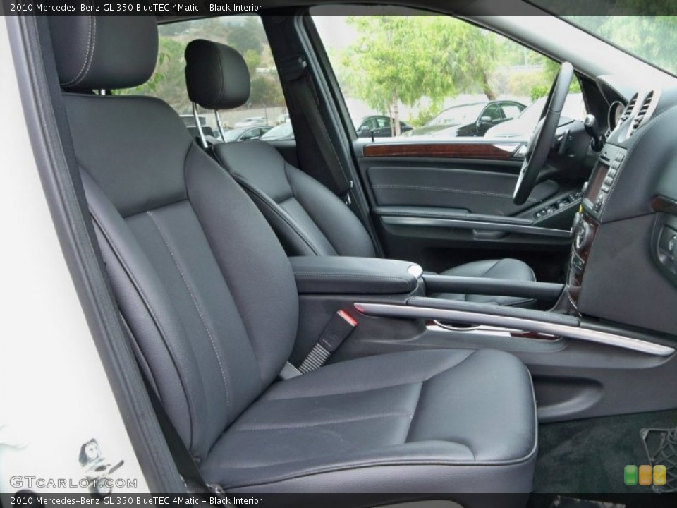 Black Interior Photo for the 2010 Mercedes-Benz GL 350 BlueTEC 4Matic #56042504