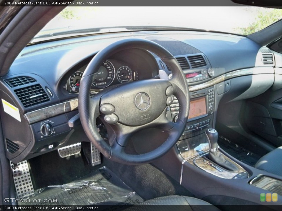 Black Interior Photo for the 2009 Mercedes-Benz E 63 AMG Sedan #56043767
