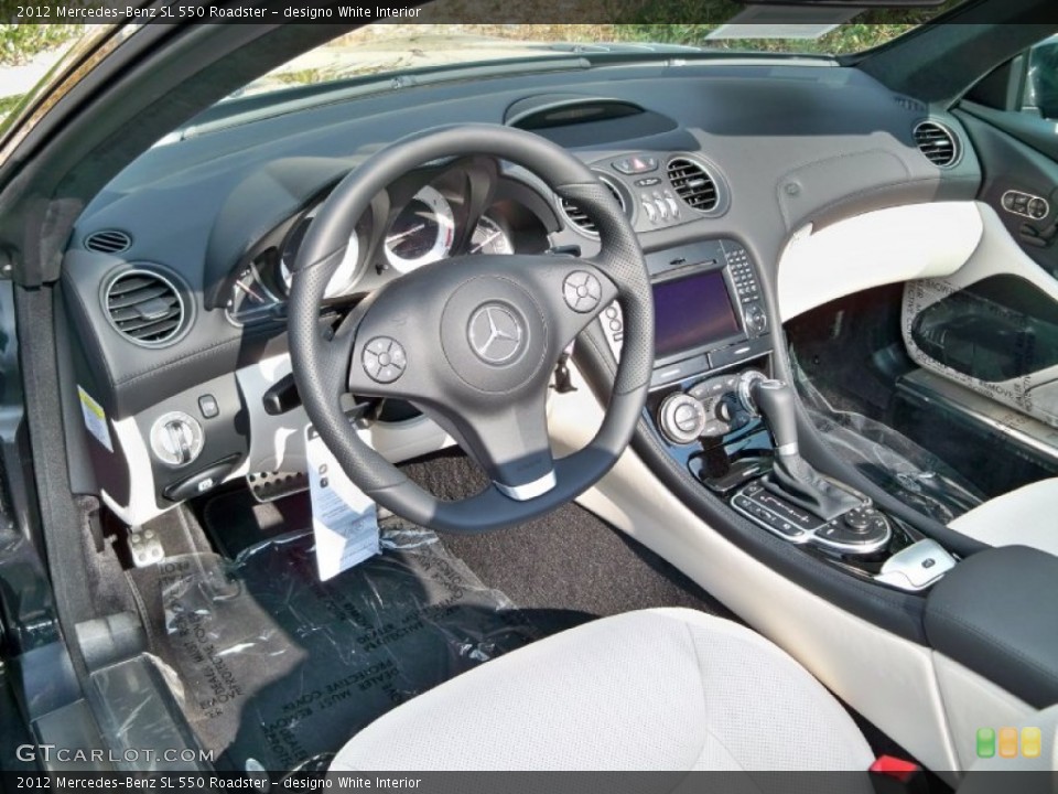 designo White Interior Photo for the 2012 Mercedes-Benz SL 550 Roadster #56045789