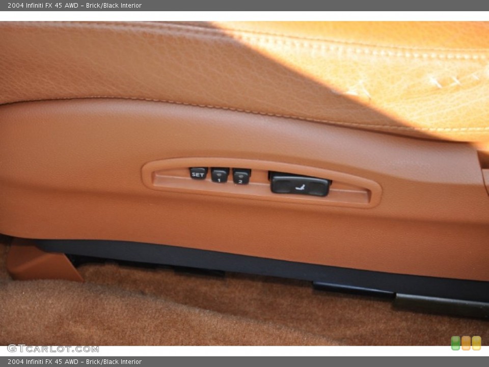Brick/Black Interior Controls for the 2004 Infiniti FX 45 AWD #56046557