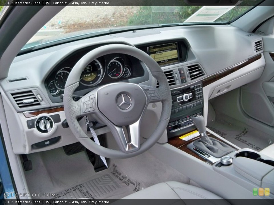 Ash/Dark Grey Interior Photo for the 2012 Mercedes-Benz E 350 Cabriolet #56047124