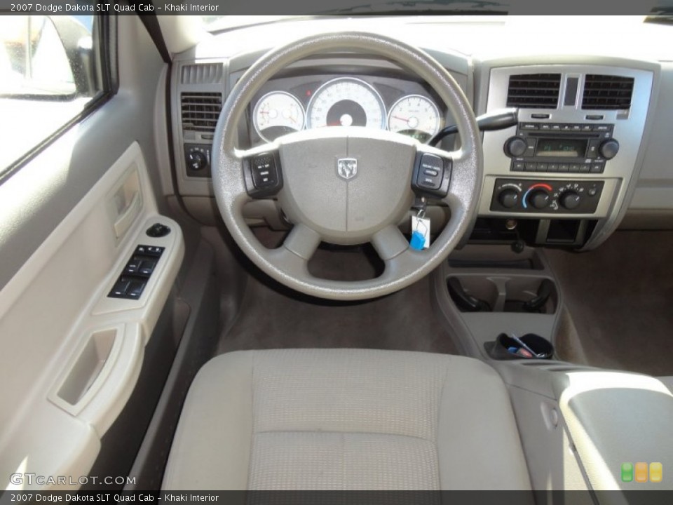 Khaki Interior Dashboard For The 2007 Dodge Dakota Slt Quad