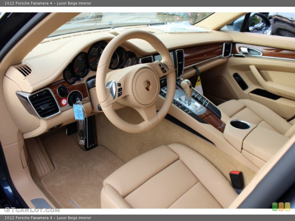 Luxor Beige Interior Photo for the 2012 Porsche Panamera 4 #56061170