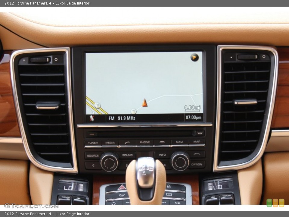 Luxor Beige Interior Navigation for the 2012 Porsche Panamera 4 #56061227