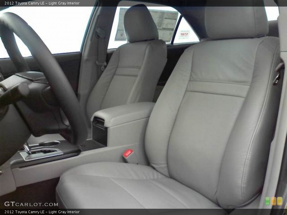 Light Gray Interior Photo for the 2012 Toyota Camry LE #56070446