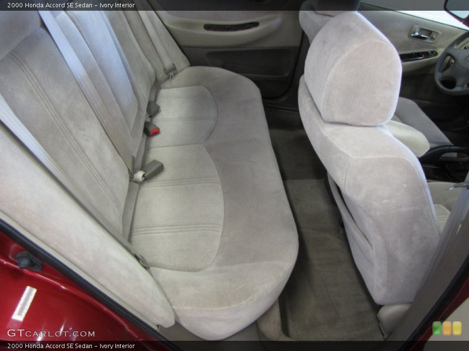 Ivory Interior Photo for the 2000 Honda Accord SE Sedan #56072309