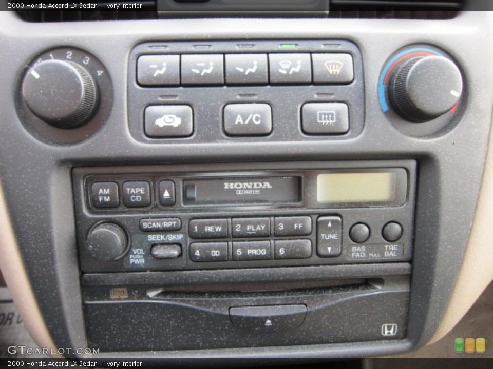 Ivory Interior Controls for the 2000 Honda Accord LX Sedan #56072480
