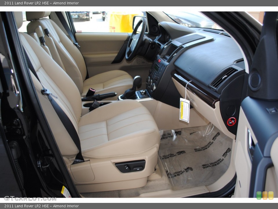 Almond Interior Photo for the 2011 Land Rover LR2 HSE #56072501