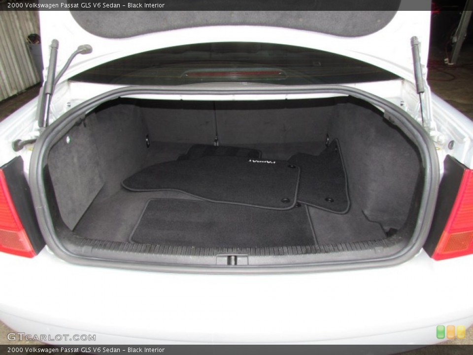 Black Interior Trunk for the 2000 Volkswagen Passat GLS V6 Sedan #56072909