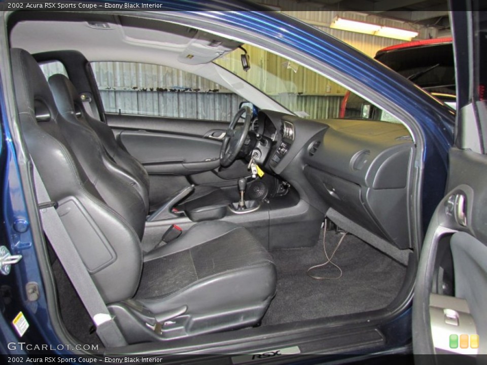 Ebony Black Interior Photo for the 2002 Acura RSX Sports Coupe #56073018