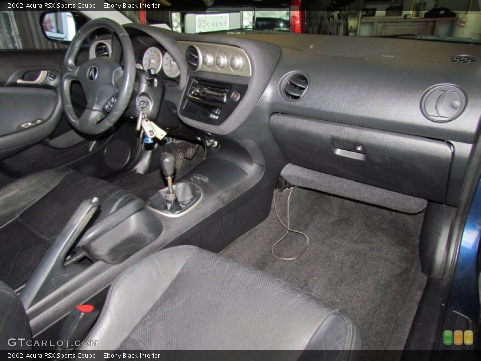 Ebony Black Interior Dashboard for the 2002 Acura RSX Sports Coupe #56073088