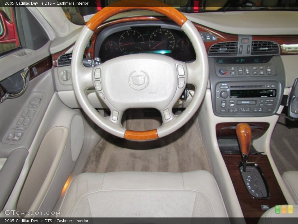Cashmere Interior Steering Wheel for the 2005 Cadillac DeVille DTS #56074826