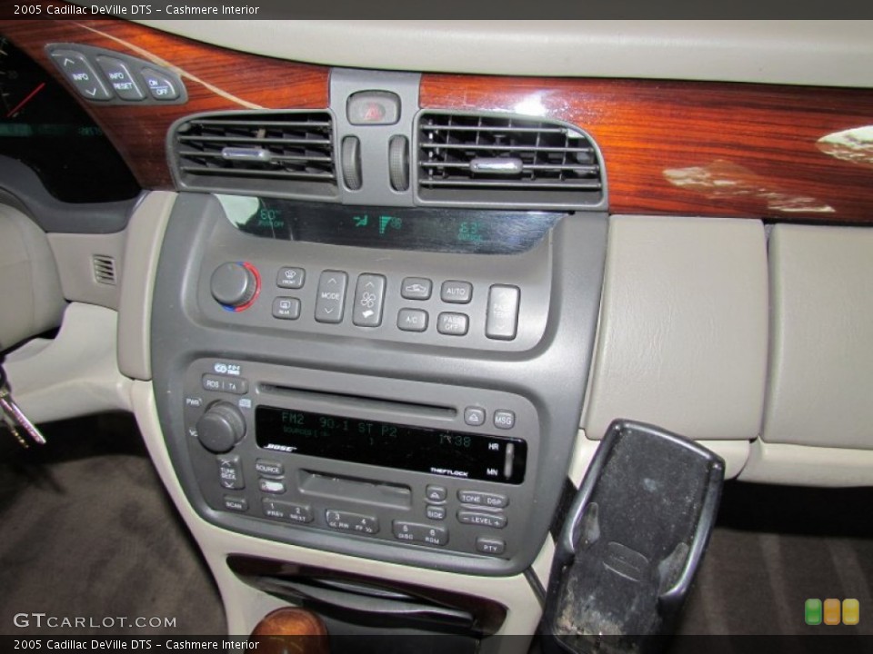 Cashmere Interior Controls for the 2005 Cadillac DeVille DTS #56074846