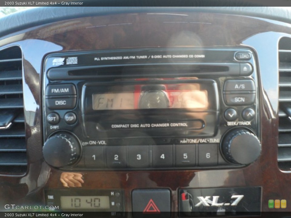 Gray Interior Audio System for the 2003 Suzuki XL7 Limited 4x4 #56075873