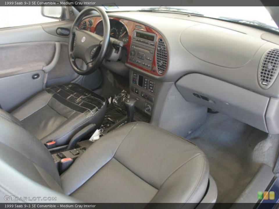 Medium Gray Interior Dashboard for the 1999 Saab 9-3 SE Convertible #56091680