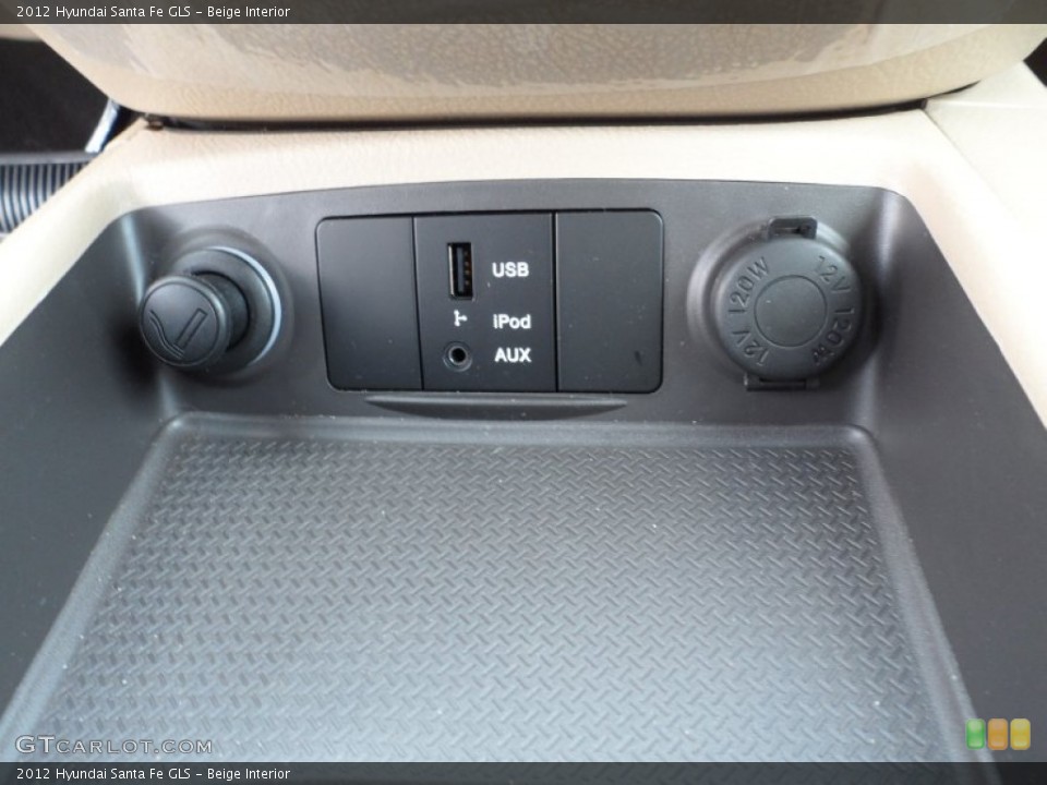 Beige Interior Controls for the 2012 Hyundai Santa Fe GLS #56095400