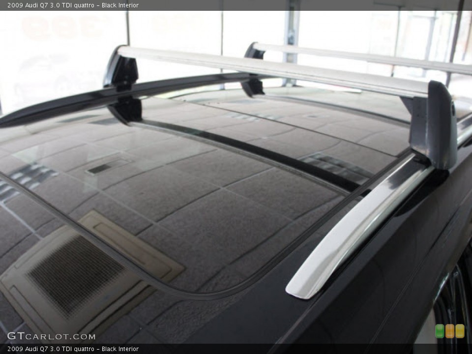 Black Interior Sunroof for the 2009 Audi Q7 3.0 TDI quattro #56095898