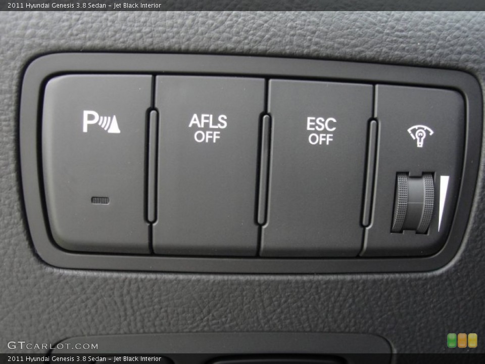 Jet Black Interior Controls for the 2011 Hyundai Genesis 3.8 Sedan #56096480
