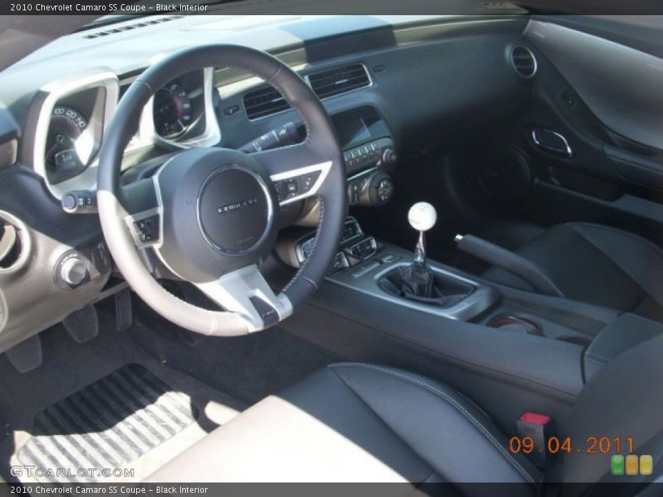 Black Interior Photo for the 2010 Chevrolet Camaro SS Coupe #56103833