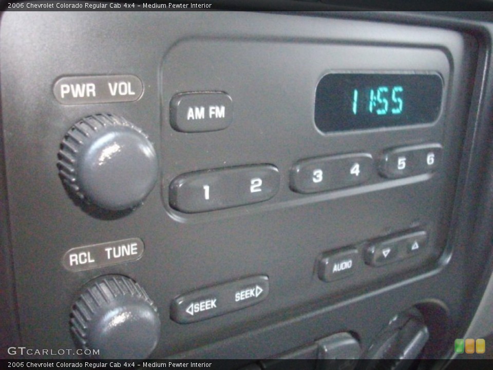 Medium Pewter Interior Audio System for the 2006 Chevrolet Colorado Regular Cab 4x4 #56105585