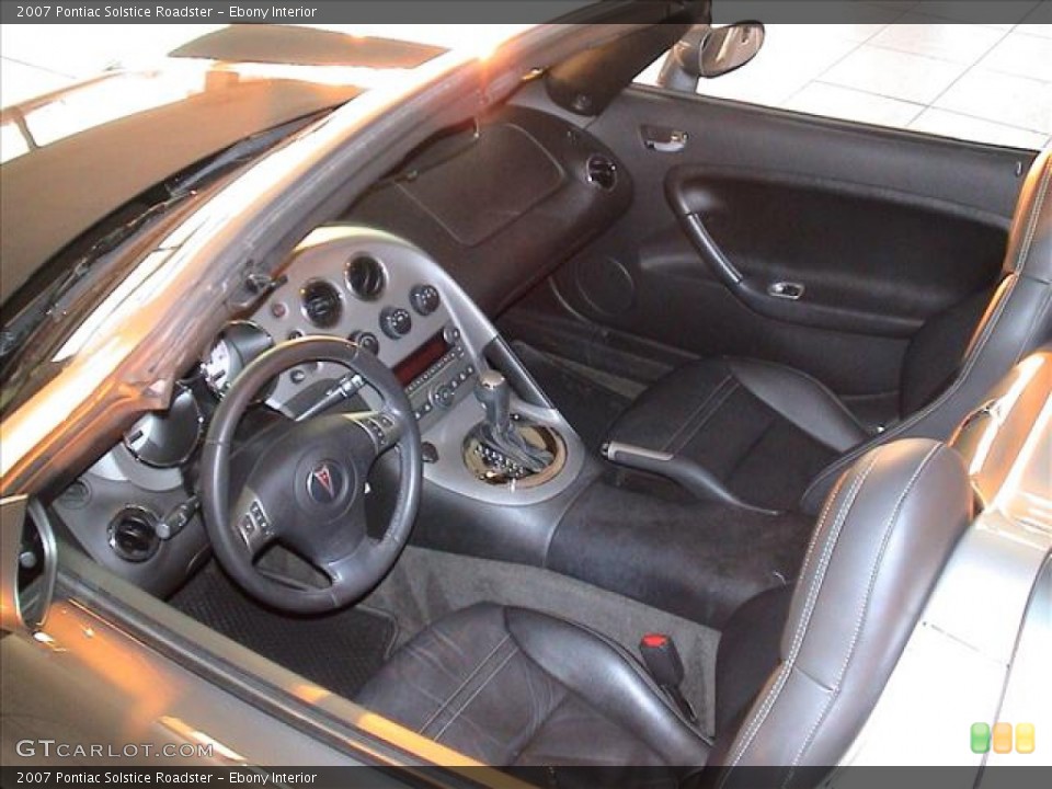 Ebony Interior Photo for the 2007 Pontiac Solstice Roadster #56111939